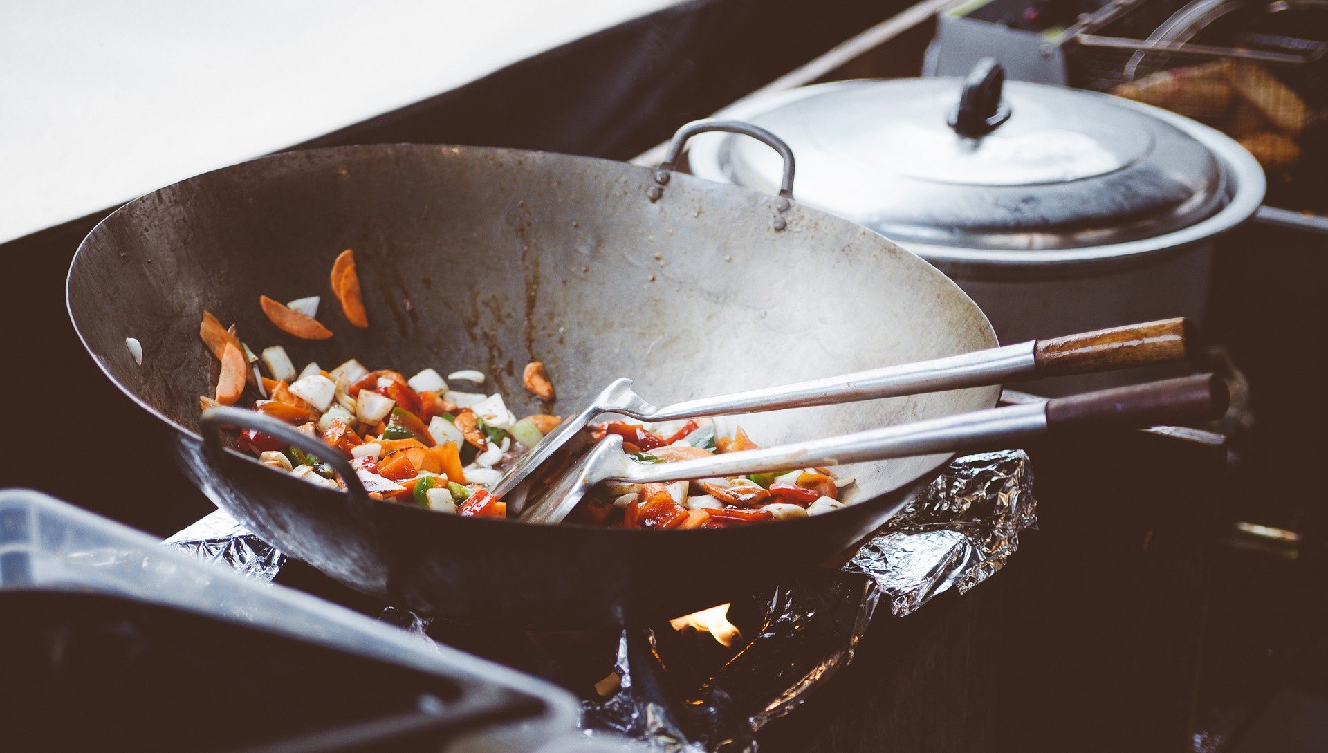 5 Easy Tips to Help You Save Your Cooking Gas